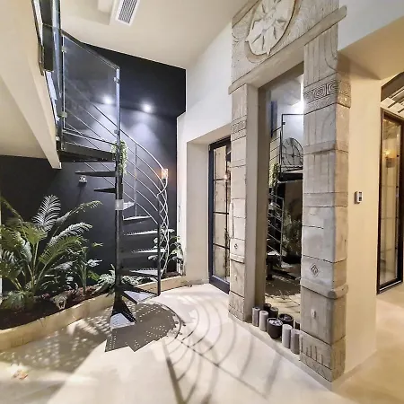 Apartment Loft Centre Ville 2 Parking Toulon